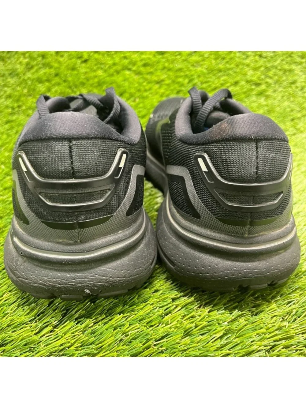 Brooks Ghost 15 Womens Size 10 Black Athletic Running Walking Shoes Sneakers